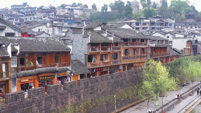 湖南湘西凤凰古城内景色