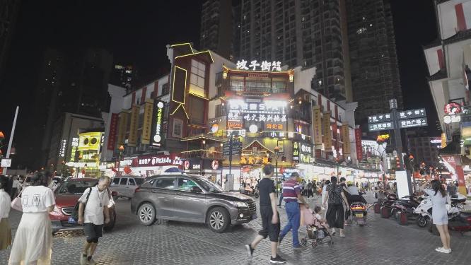 湖南长沙天心区坡子街美食文化广场