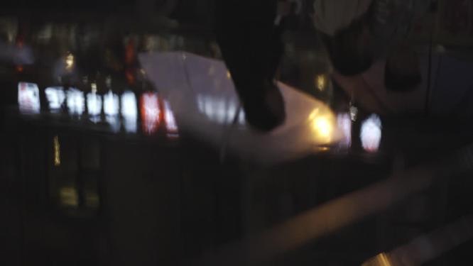 路面积水倒影