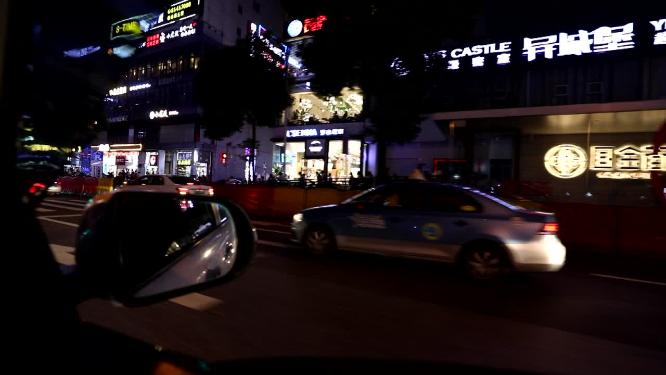 湖南长沙夜晚车行拍摄街景镜头