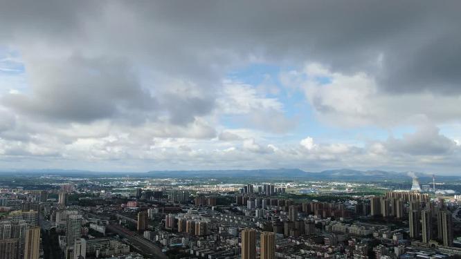 湖北荆门住宅区暴雨前城市航拍