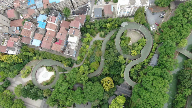 航拍公园步道