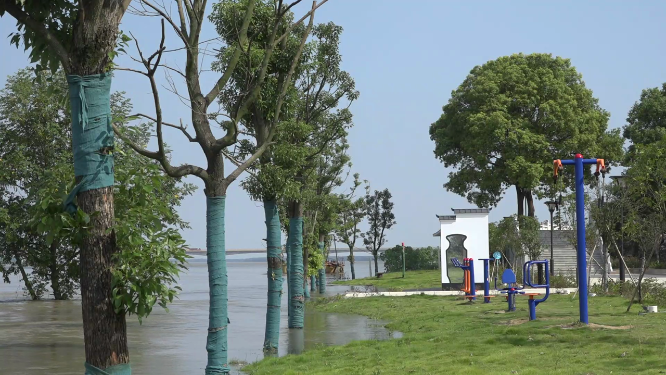 湖北汉江涨洪水