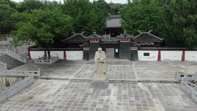 湖北老莱子雕像 