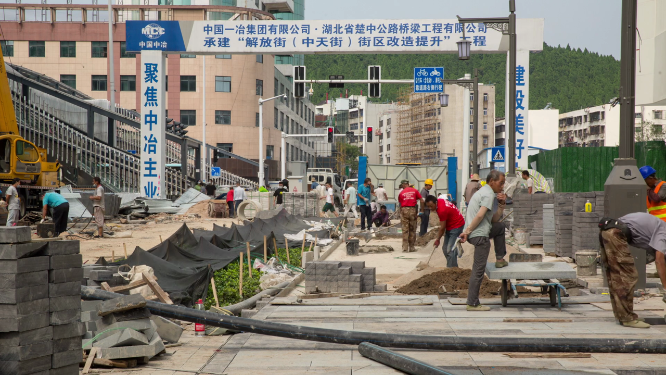 湖北荆门中天街施工延时拍摄