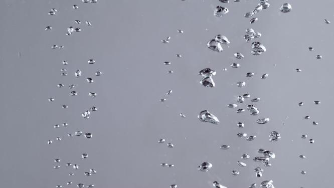 升格拍摄水中不断升起的气泡一组镜头
