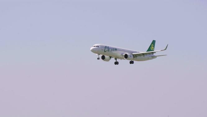 春秋航空飞机降落