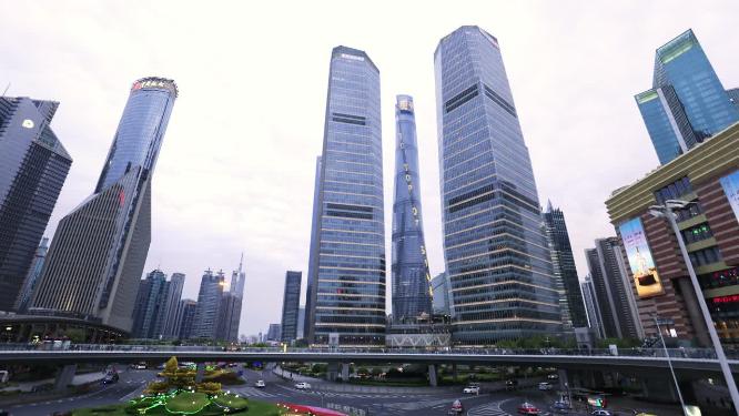 昼夜延时拍摄上海浦东陆家嘴天桥建筑圈