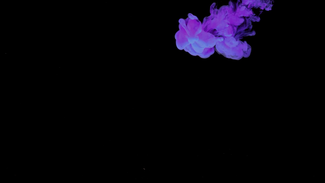 彩色水墨在水中散开 