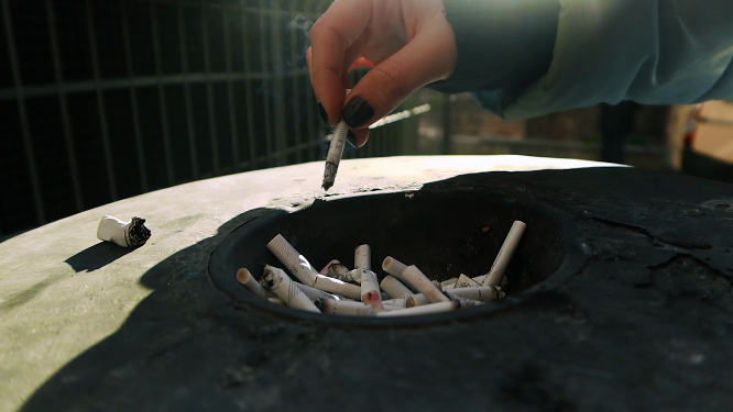 灭烟细节镜头
