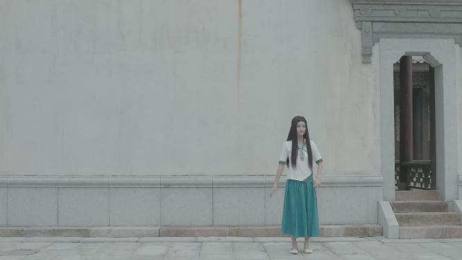 民国美女翩翩起舞