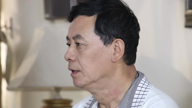 老人生病咳嗽