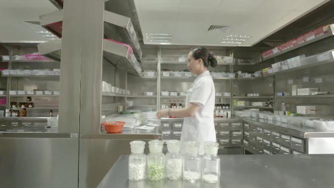 乡村卫生院乡镇诊所人工发药