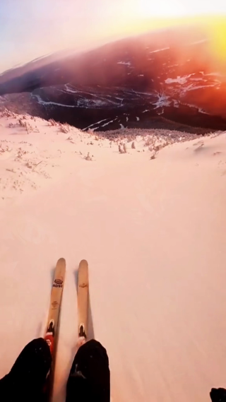 双桨滑雪脚步竖屏