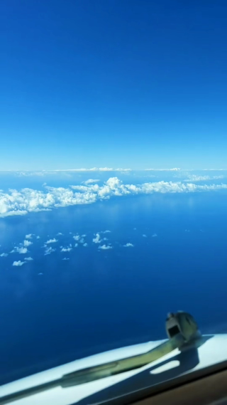 空中飞翔