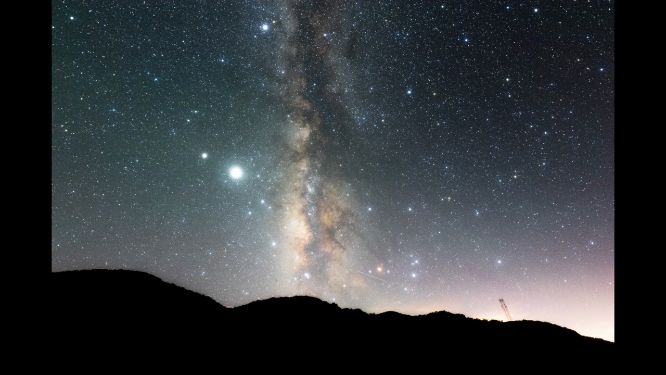 山区星空