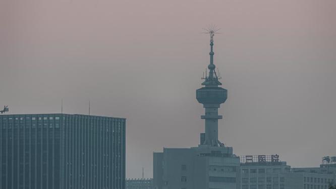 长焦拍摄太阳升起