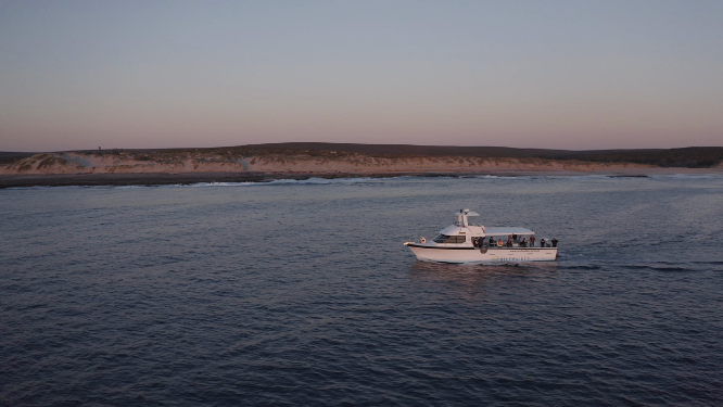 4k海上航行游艇航拍 – 西澳大利亚