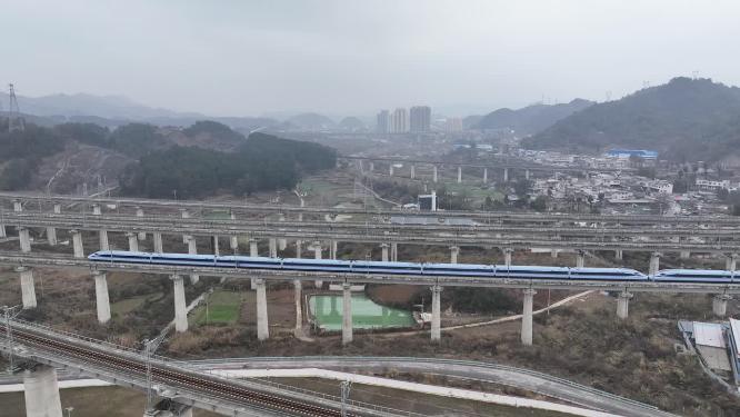 贵阳高铁桥梁隧道