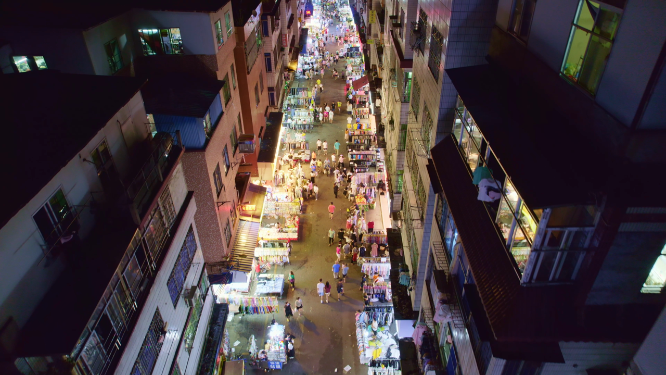 航拍广州城中村大塘村（电影四海取景地）夜市高空镜头