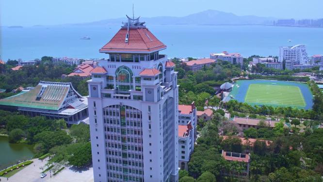 航拍福建厦门大学建筑