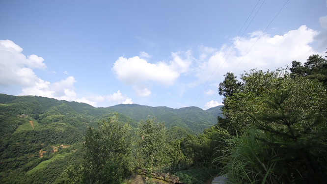 溆浦国家森林公园山顶蓝天