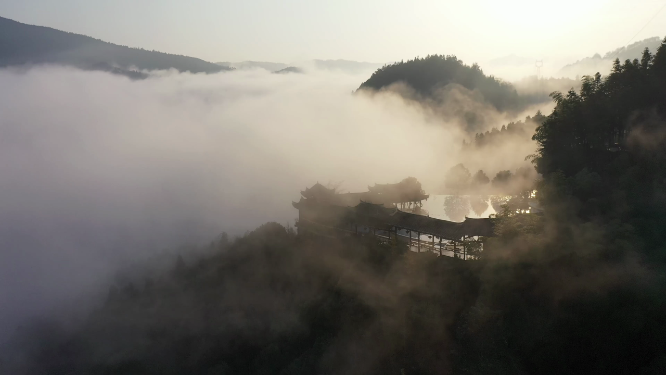 山间