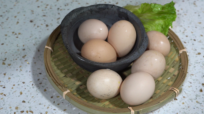 生鸡蛋