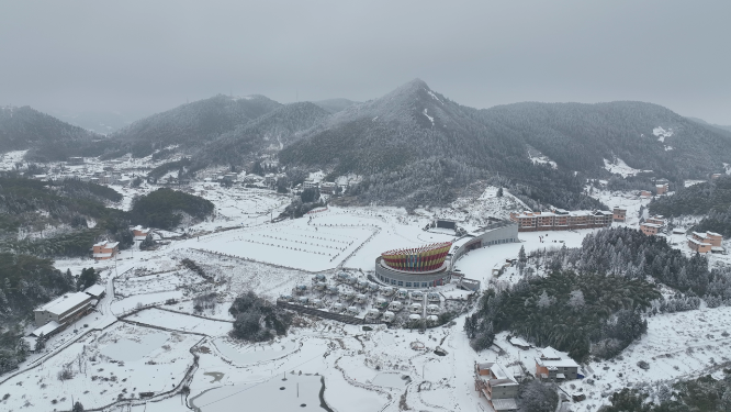 虎形山冬季田野建筑航拍