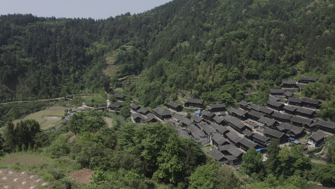 高山台地建筑群航拍