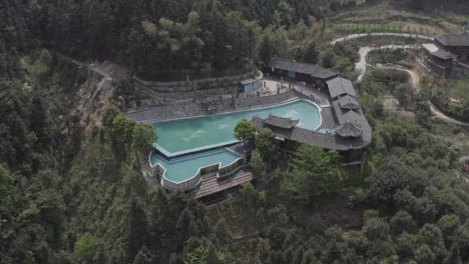 枫香瑶寨泳池航拍