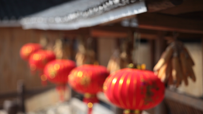 雁鹅界传统建筑屋檐红灯笼特写素材