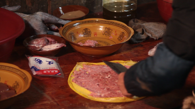 雪峰山旅游雁鹅界传统美食制作