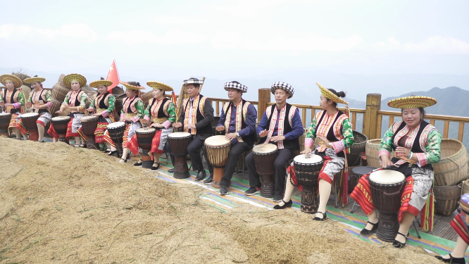 花瑶丰收节打鼓表演