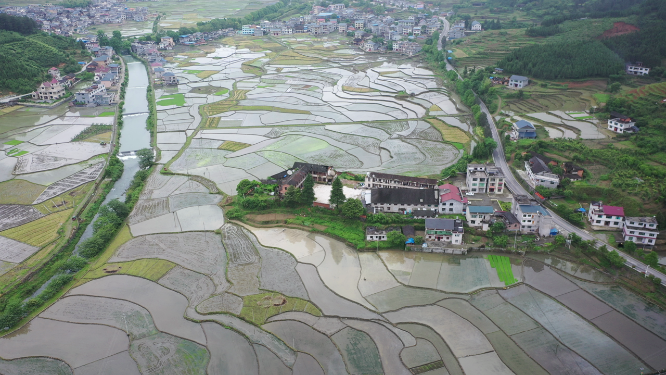 云瑶雪峰山山坡梯田航拍素材