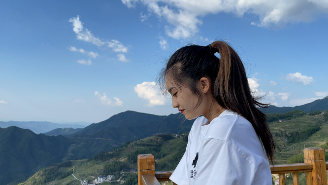 山背人物互动素材