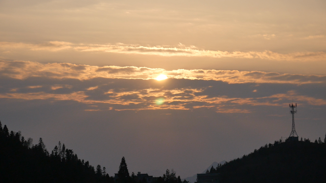 花瑶山黄昏夕阳云彩素材