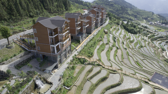 花瑶梯田建筑群航拍