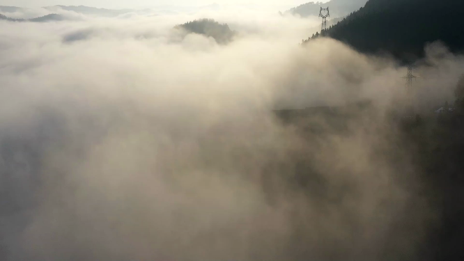 枫香瑶寨山顶云雾航拍