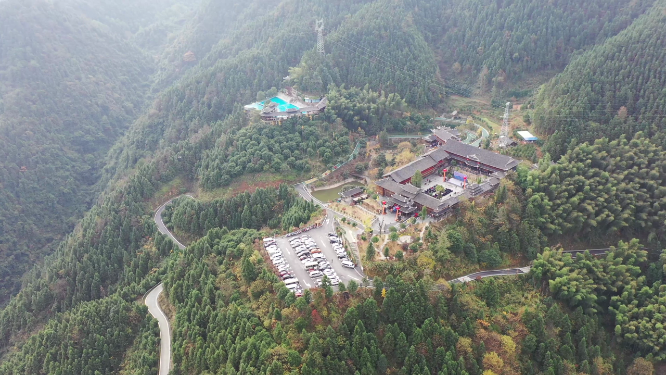 枫香瑶寨山顶航拍