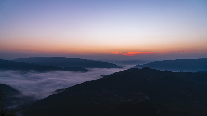 穿岩山夕阳云雾航拍