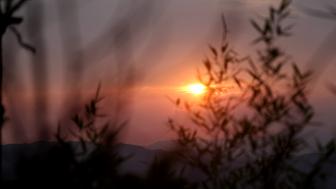 穿岩山夕阳晚霞风景航拍
