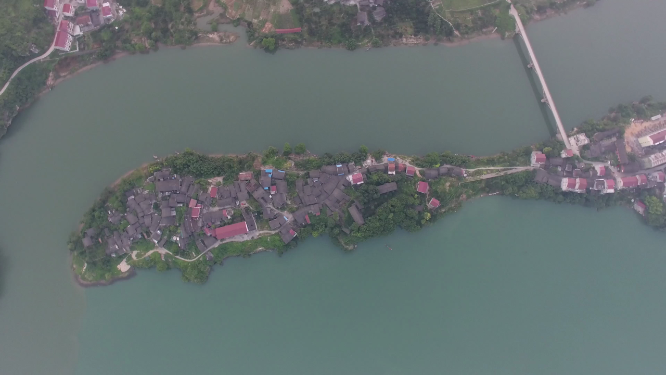 溆浦穿岩山江河航拍