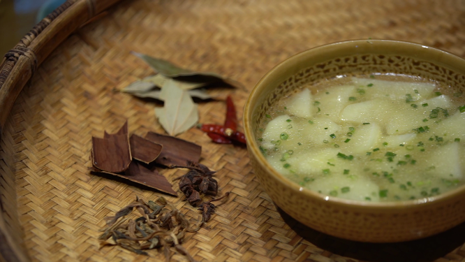 精致美食展示素材