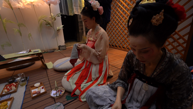 裙幄宴古装女子针织活动素材