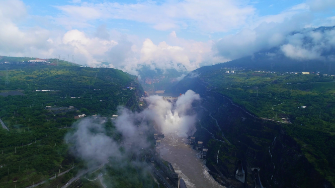 雷波坪山航拍风景