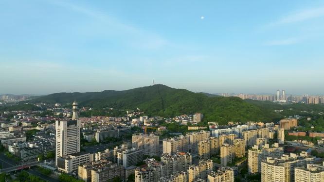 4K航拍长沙岳麓山城市天际线