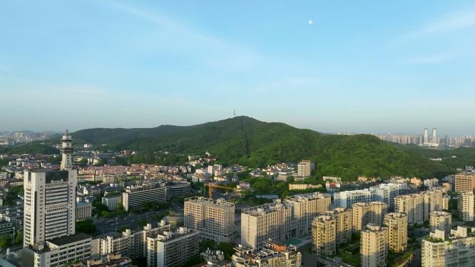 4K航拍长沙岳麓山城市天际线