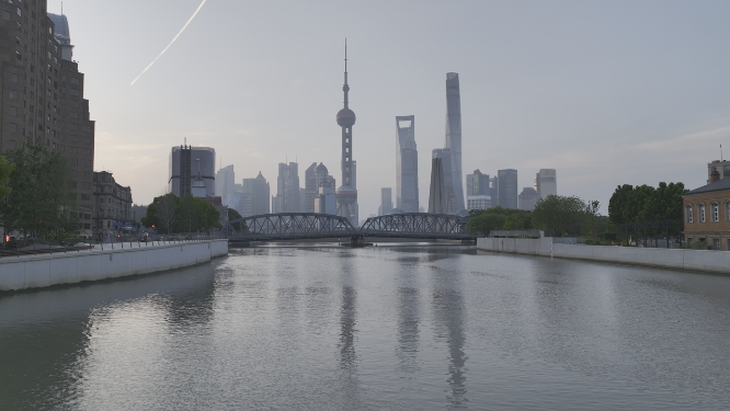 航拍中国上海凌晨外滩陆家嘴日出时刻