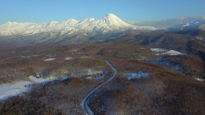 日本北海道知床雪原雪山自然风光航拍